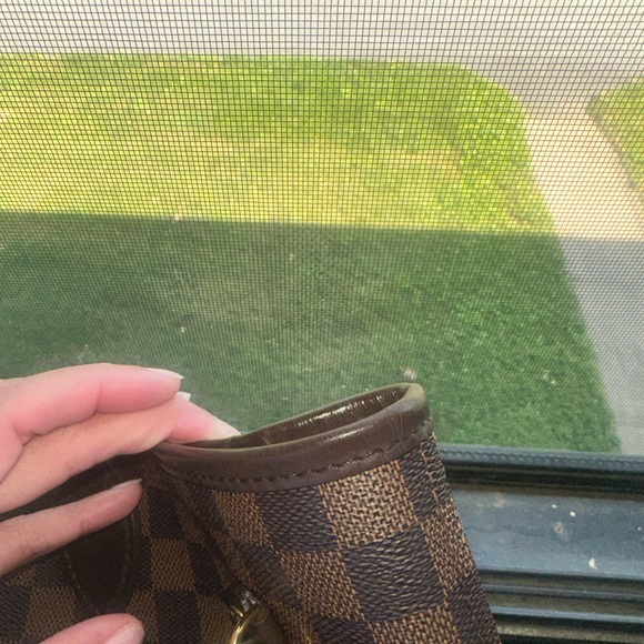 100% authentic Louis Vuitton Damier Neverfull GM - ballerina pink interior 💓 - Picture 8 of 14